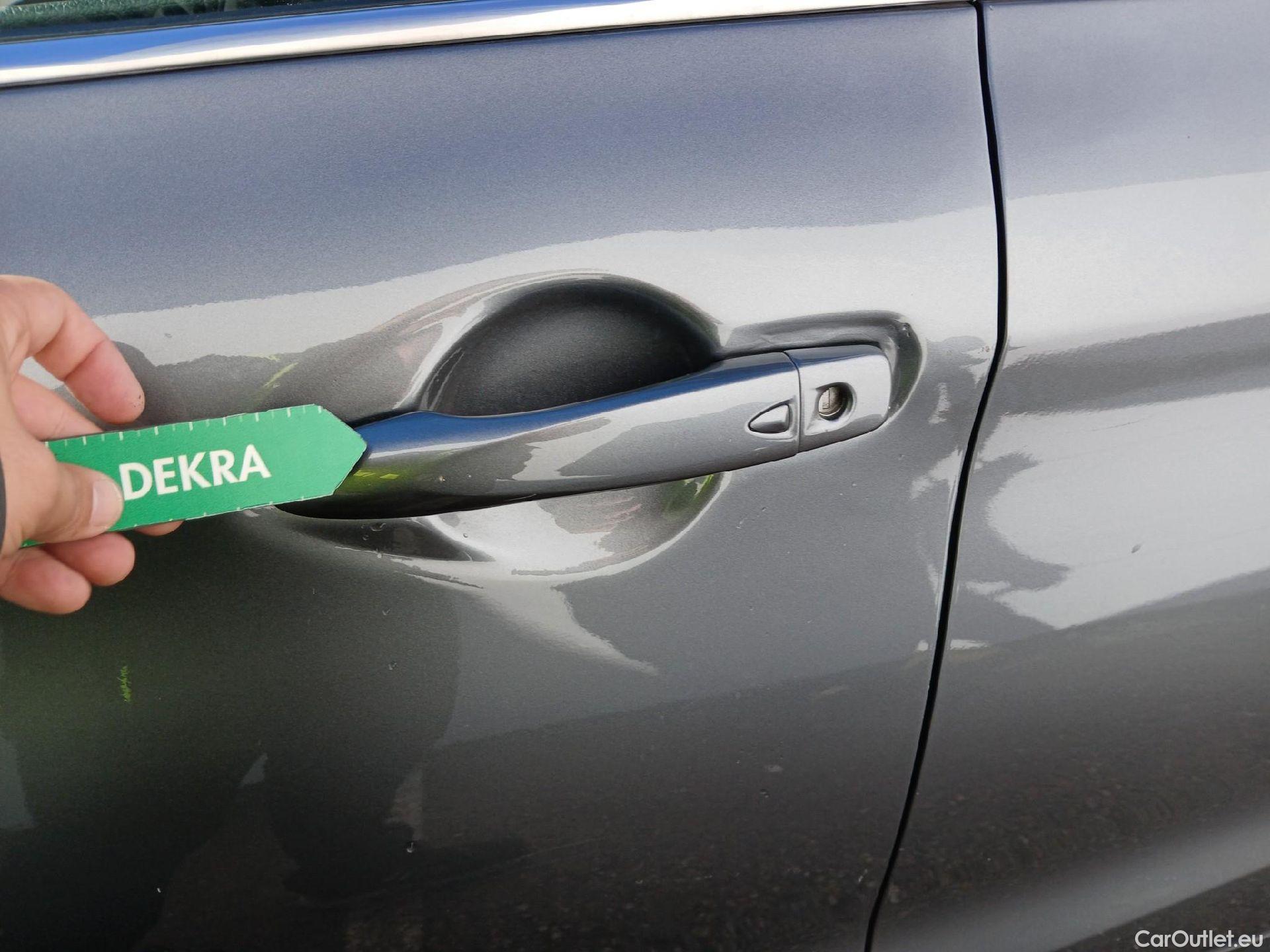  Nissan  Qashqai NISSAN  / 2017 / 5P / todoterreno DIG-T 103 kW (140 CV) E6D N-CONNECTA #24