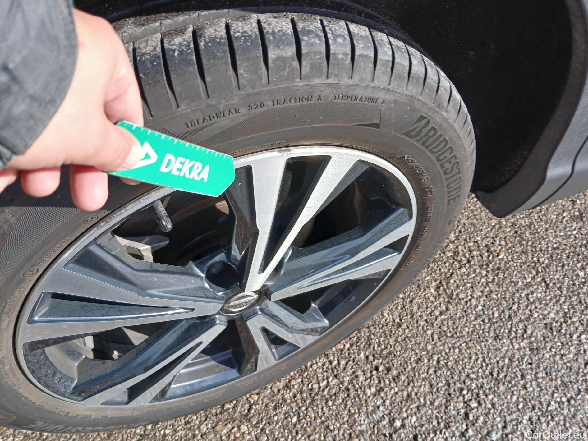  Nissan  Qashqai NISSAN  / 2017 / 5P / todoterreno DIG-T 103 kW (140 CV) E6D N-CONNECTA #44