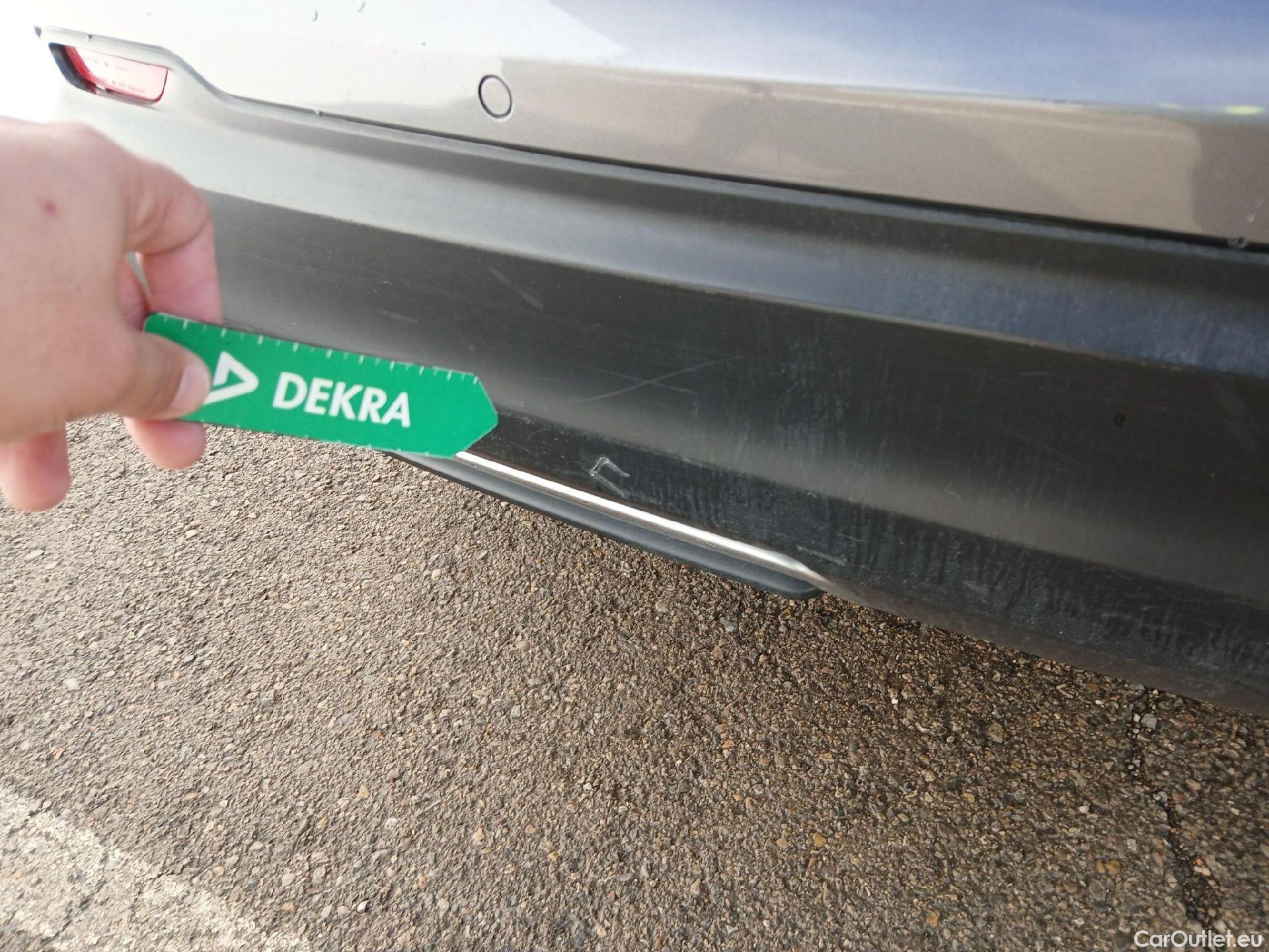  Nissan  Qashqai NISSAN  / 2017 / 5P / todoterreno DIG-T 103 kW (140 CV) E6D N-CONNECTA #39