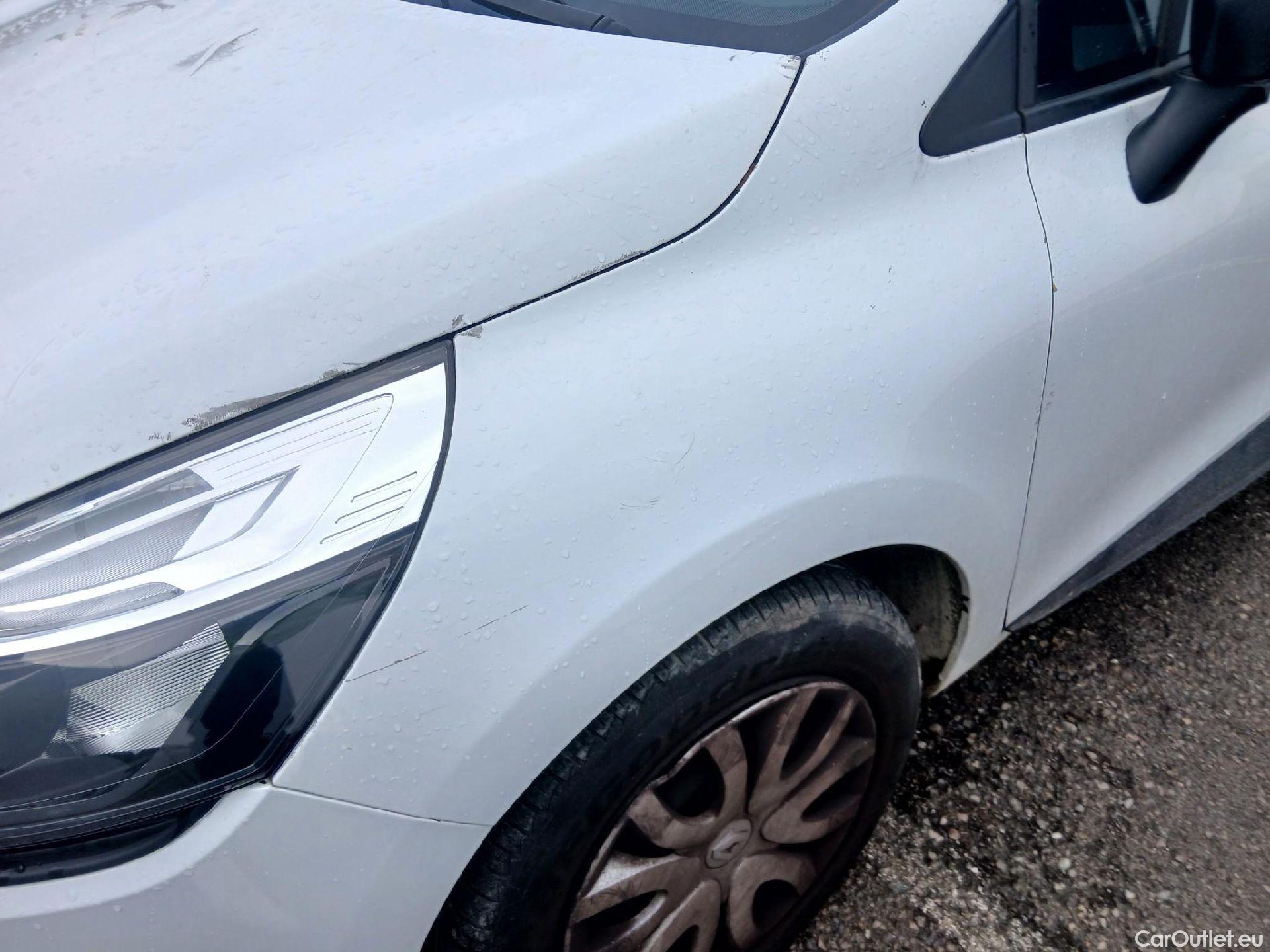  Renault  Clio RENAULT  / 2016 / 5P / berlina con portón Business TCe 66kW (90CV) GLP -18 #7