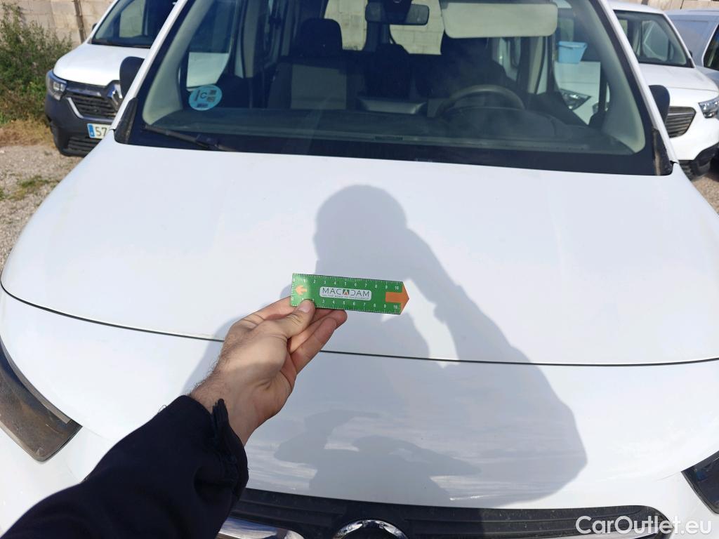  Opel  Combo OPEL  Life / 2018 / 5P / combi 1.5 TD 75kW (100CV) S/S Edition L (IND) #41