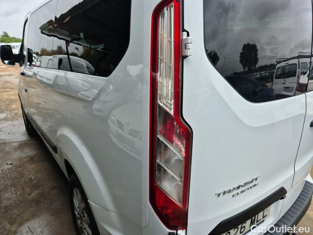  Ford  Transit FORD  Custom / 2012 / 4P / combi Kombi 2.0 TDCI 110kW 320 L1 Trend MHEV #9