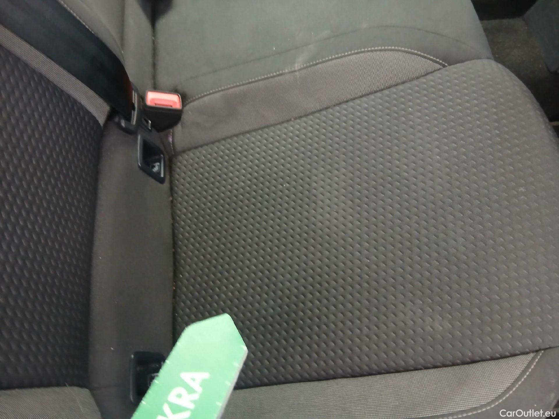  Volkswagen  Polo VOLKSWAGEN  / 2021 / 5P / berlina con portón Life 1.0 TSI 70kW (95CV) #7