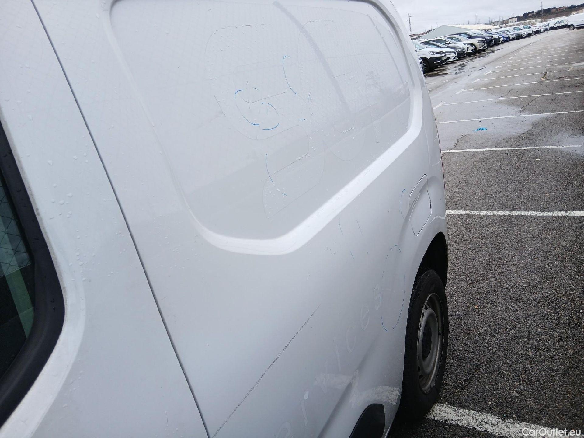  Citroen  Berlingo CITROEN  / 2018 / 4P / furgón derivado de turismo Talla M BlueHDi 100 #14