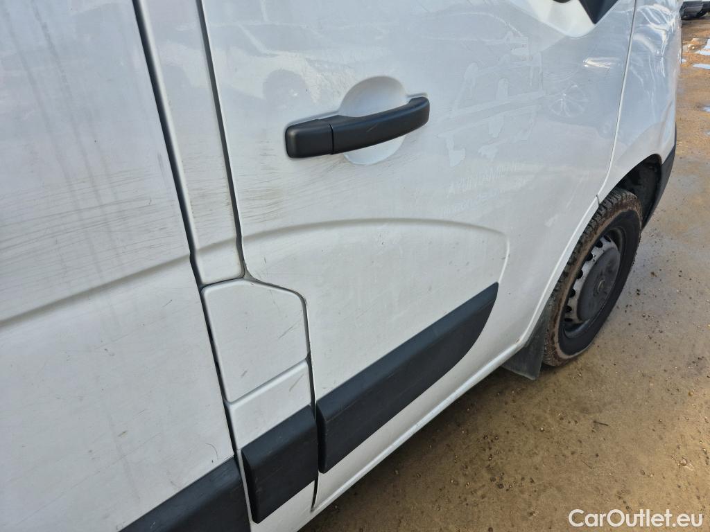  Opel  Movano OPEL  / 2019 / 4P / combi 2.3 CDTI S/S 107kW (150CV) 9a L2 H2 3.3t #34