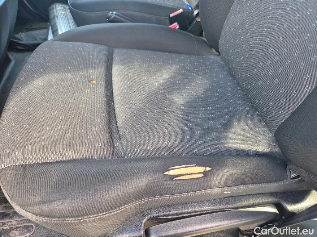  Opel  Movano OPEL  / 2019 / 4P / combi 2.3 CDTI S/S 107kW (150CV) 9a L2 H2 3.3t #7