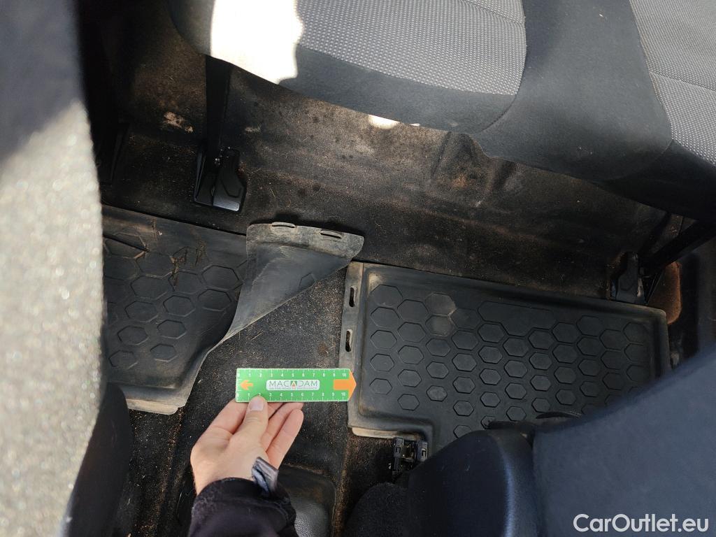  Opel  Combo OPEL  Life / 2018 / 5P / combi 1.5 TD 75kW (100CV) S/S Edition L (IND) #84