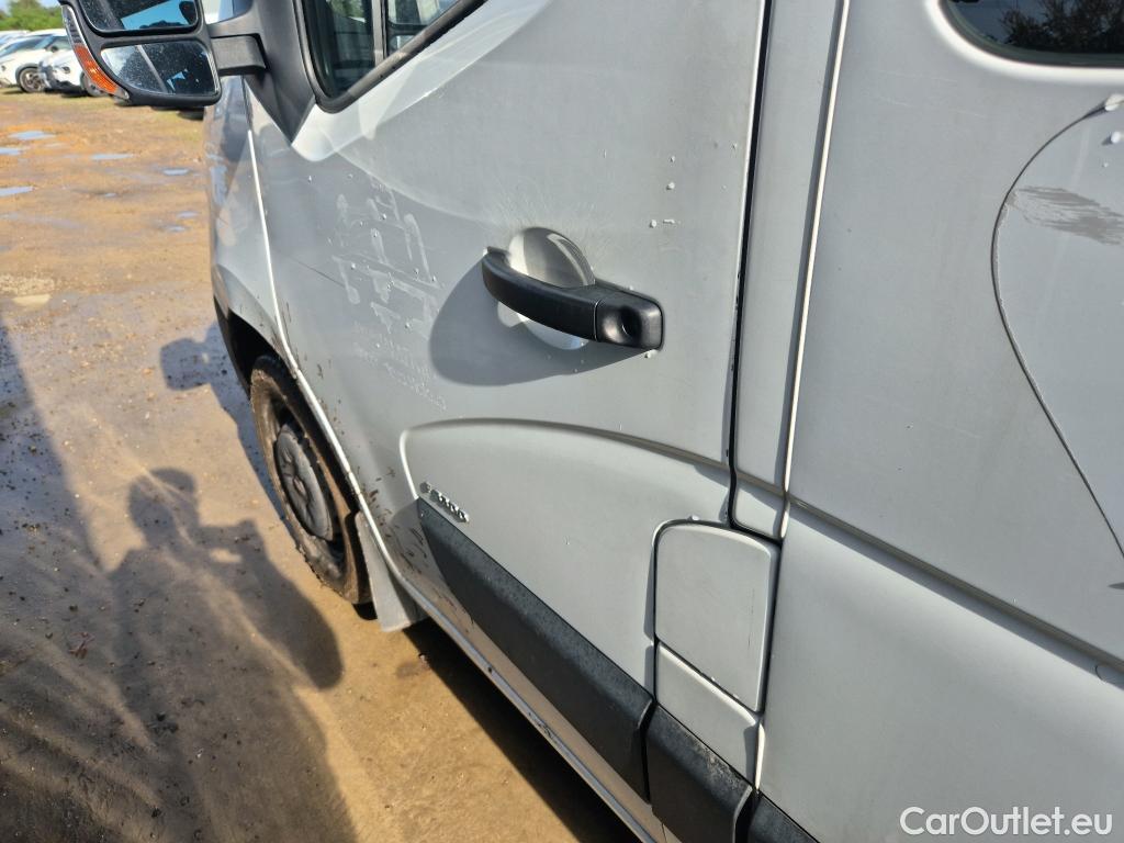  Opel  Movano OPEL  / 2019 / 4P / combi 2.3 CDTI S/S 107kW (150CV) 9a L2 H2 3.3t #31