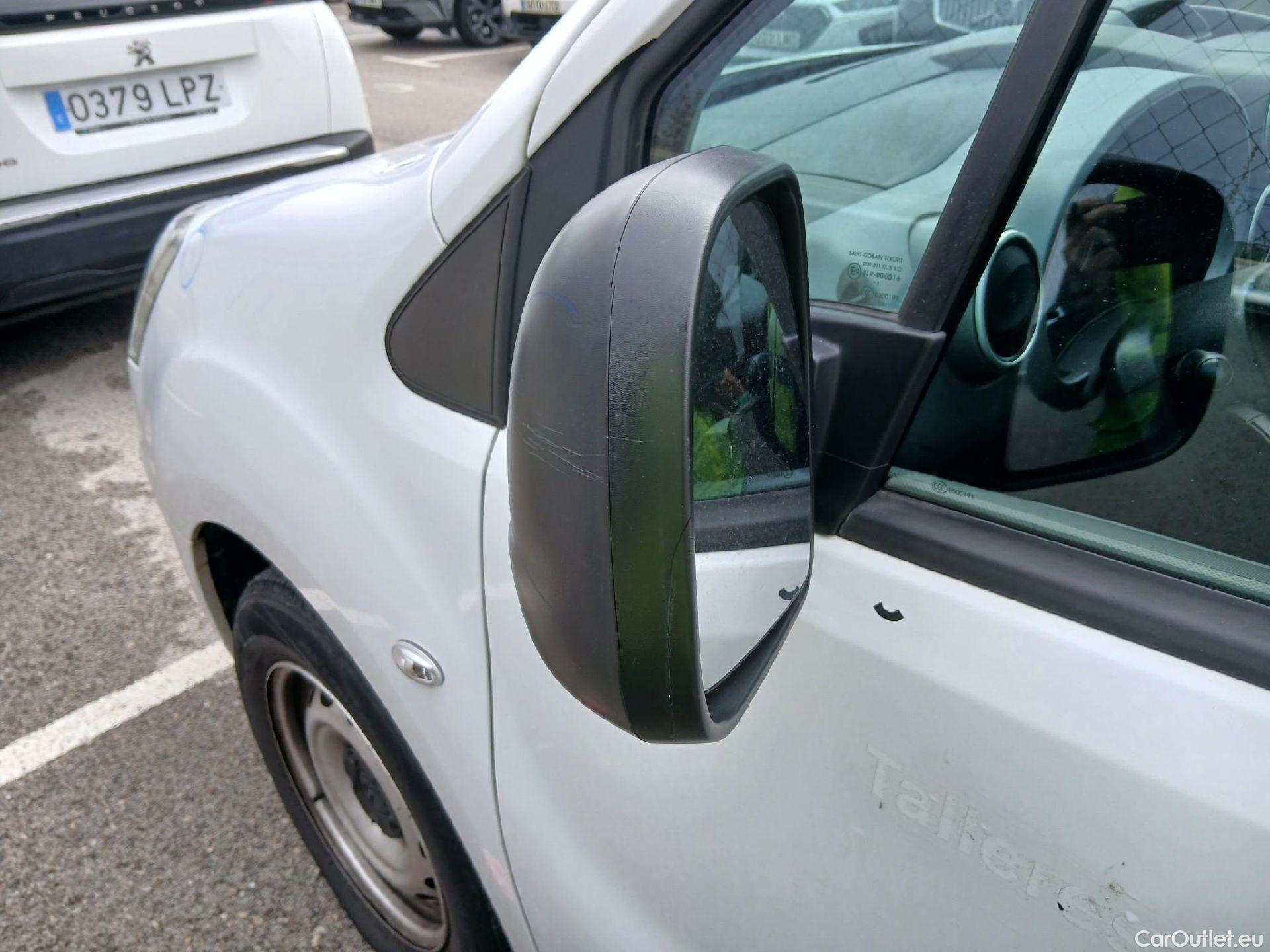  Citroen  Berlingo CITROEN  / 2015 / 4P / combi Multispace LIVE Edit.BlueHDi 74KW (100CV (AC) #18