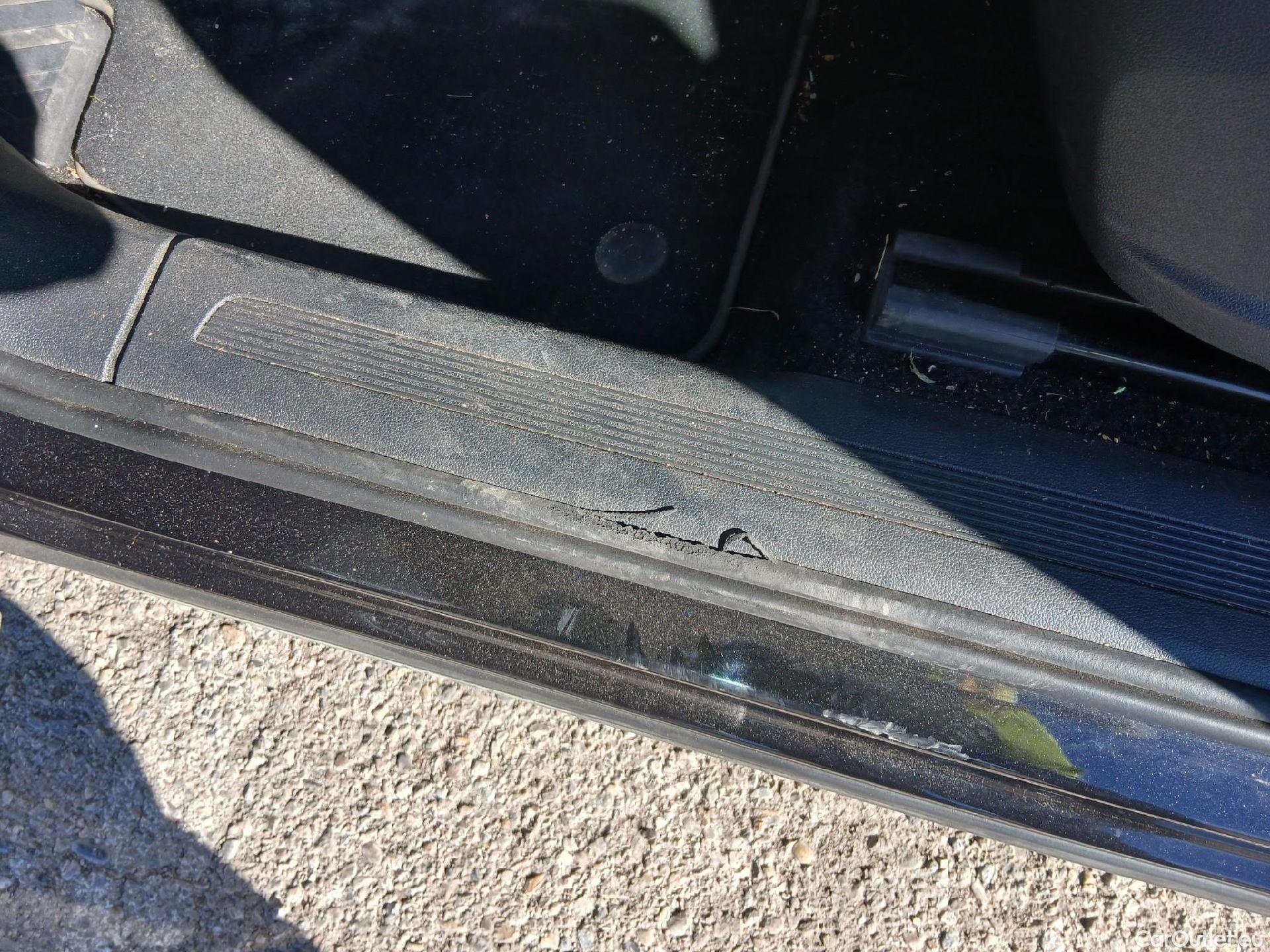  Volkswagen  Tiguan VOLKSWAGEN  / 2020 / 5P / todoterreno Life 2.0 TDI 110kW (150CV) #18