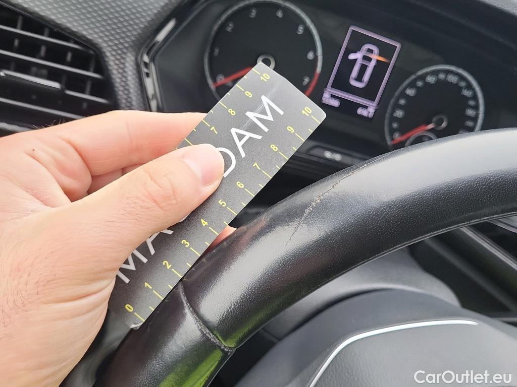  Volkswagen  T-CROSS VOLKSWAGEN  / 2018 / 5P / todoterreno Advance 1.0 TSI 85kW (115CV) DSG (AC) #10