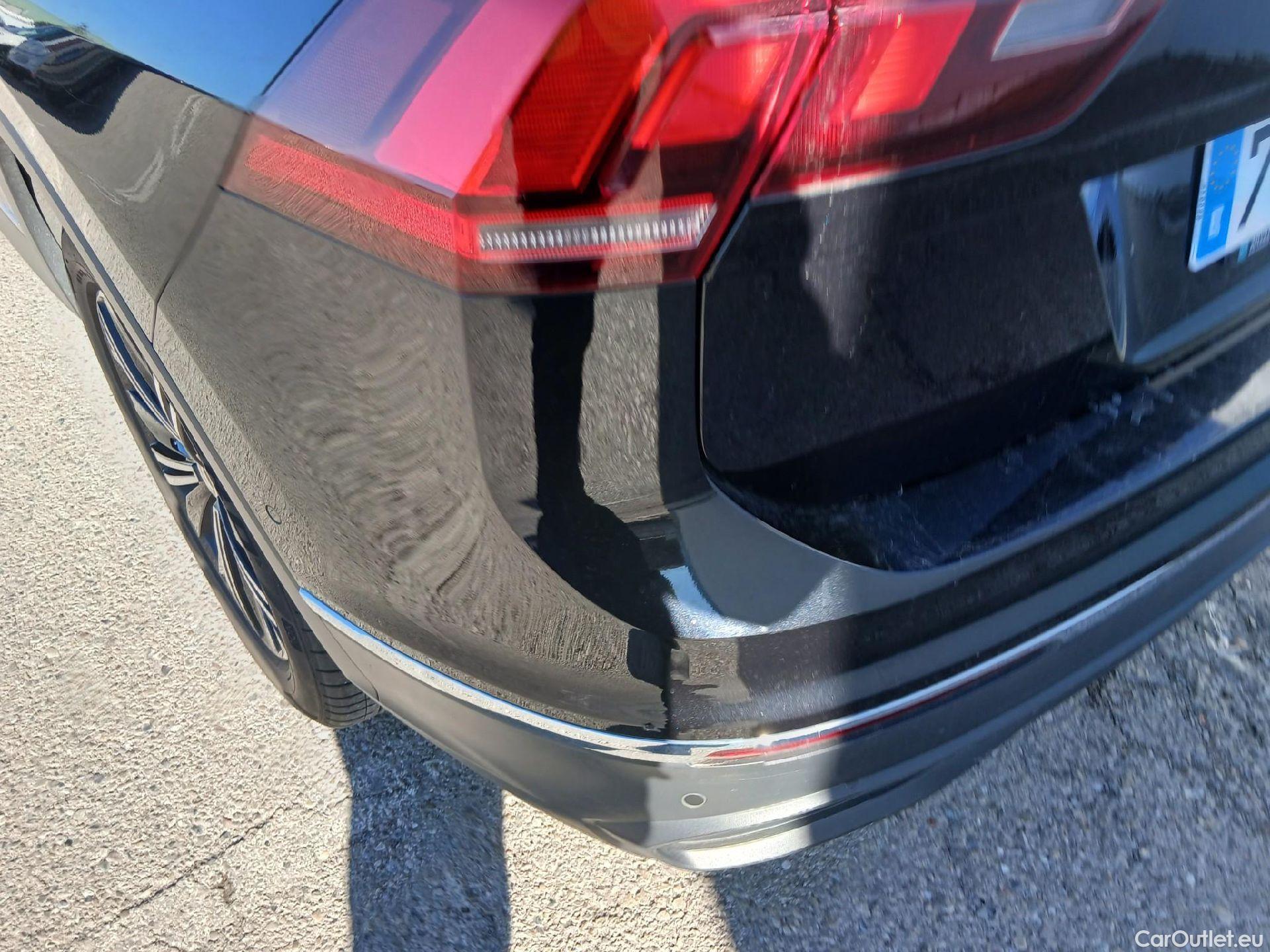  Volkswagen  Tiguan VOLKSWAGEN  / 2020 / 5P / todoterreno Life 2.0 TDI 110kW (150CV) #10