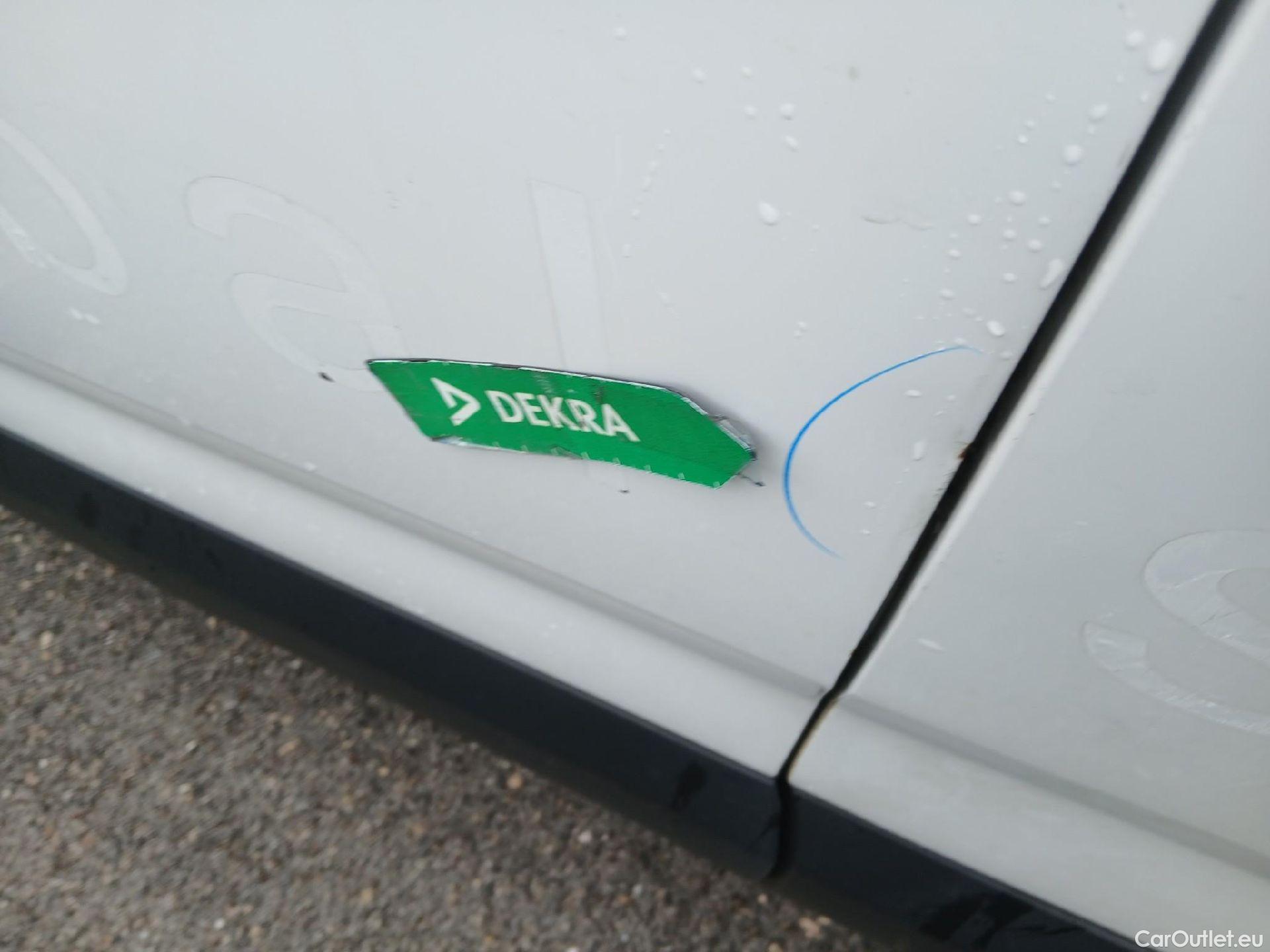  Citroen  Berlingo CITROEN  / 2018 / 4P / furgón derivado de turismo Talla M BlueHDi 100 #10