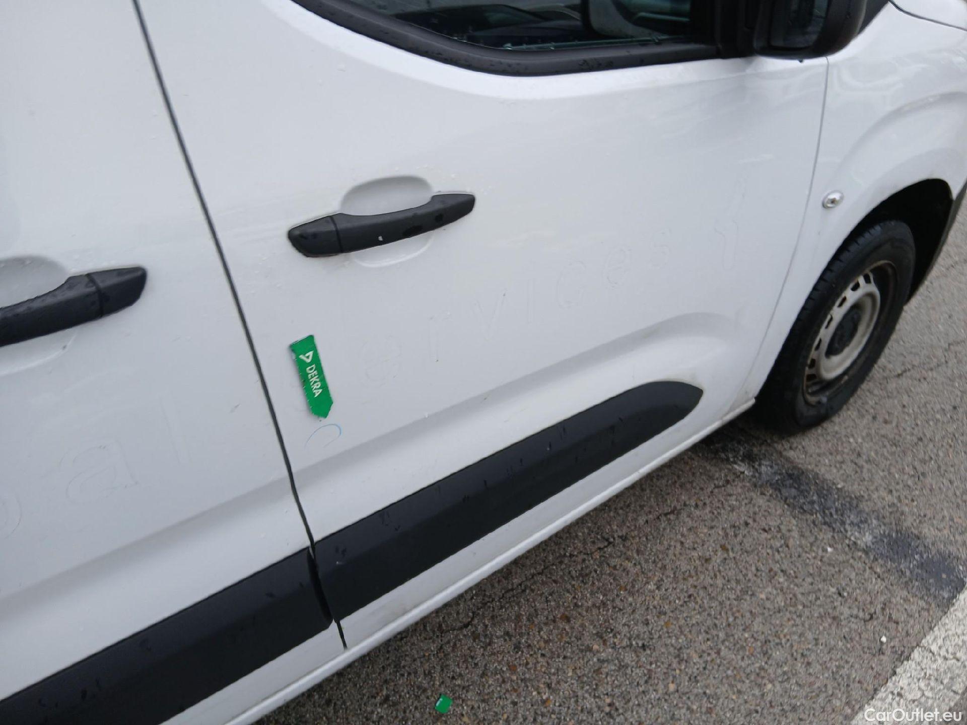  Citroen  Berlingo CITROEN  / 2018 / 4P / furgón derivado de turismo Talla M BlueHDi 100 #35