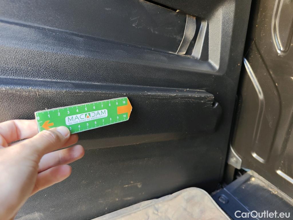  Opel  Combo OPEL  Life / 2018 / 5P / combi 1.5 TD 75kW (100CV) S/S Edition L (IND) #9