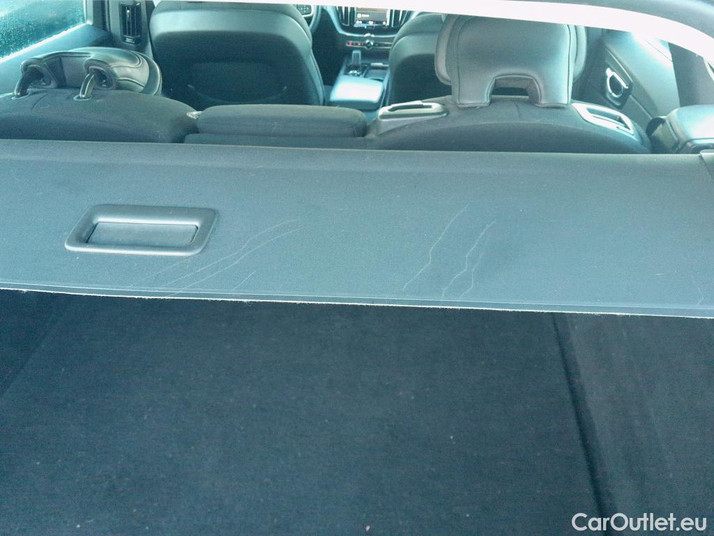  Volvo  XC60 VOLVO  / 2017 / 5P / todoterreno 2.0 T6 AWD Recharge Inscription Exp Auto #13