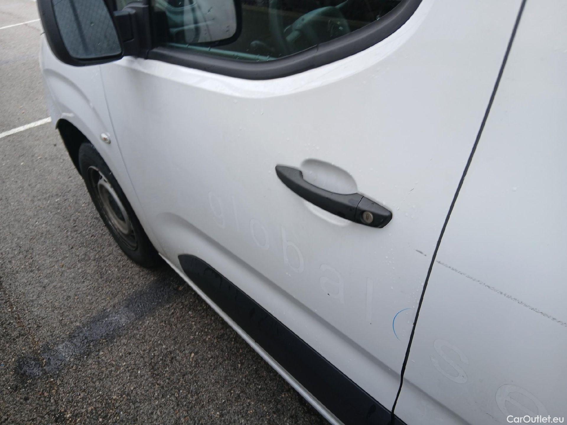  Citroen  Berlingo CITROEN  / 2018 / 4P / furgón derivado de turismo Talla M BlueHDi 100 #11