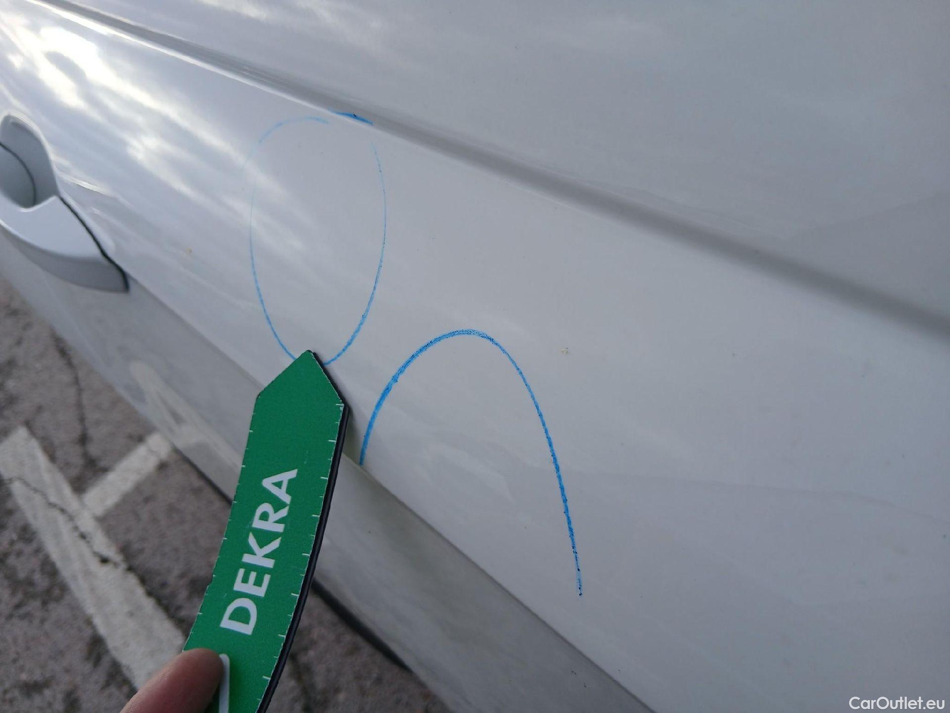  Volkswagen  Polo VOLKSWAGEN  / 2021 / 5P / berlina con portón Life 1.0 TSI 70kW (95CV) #21