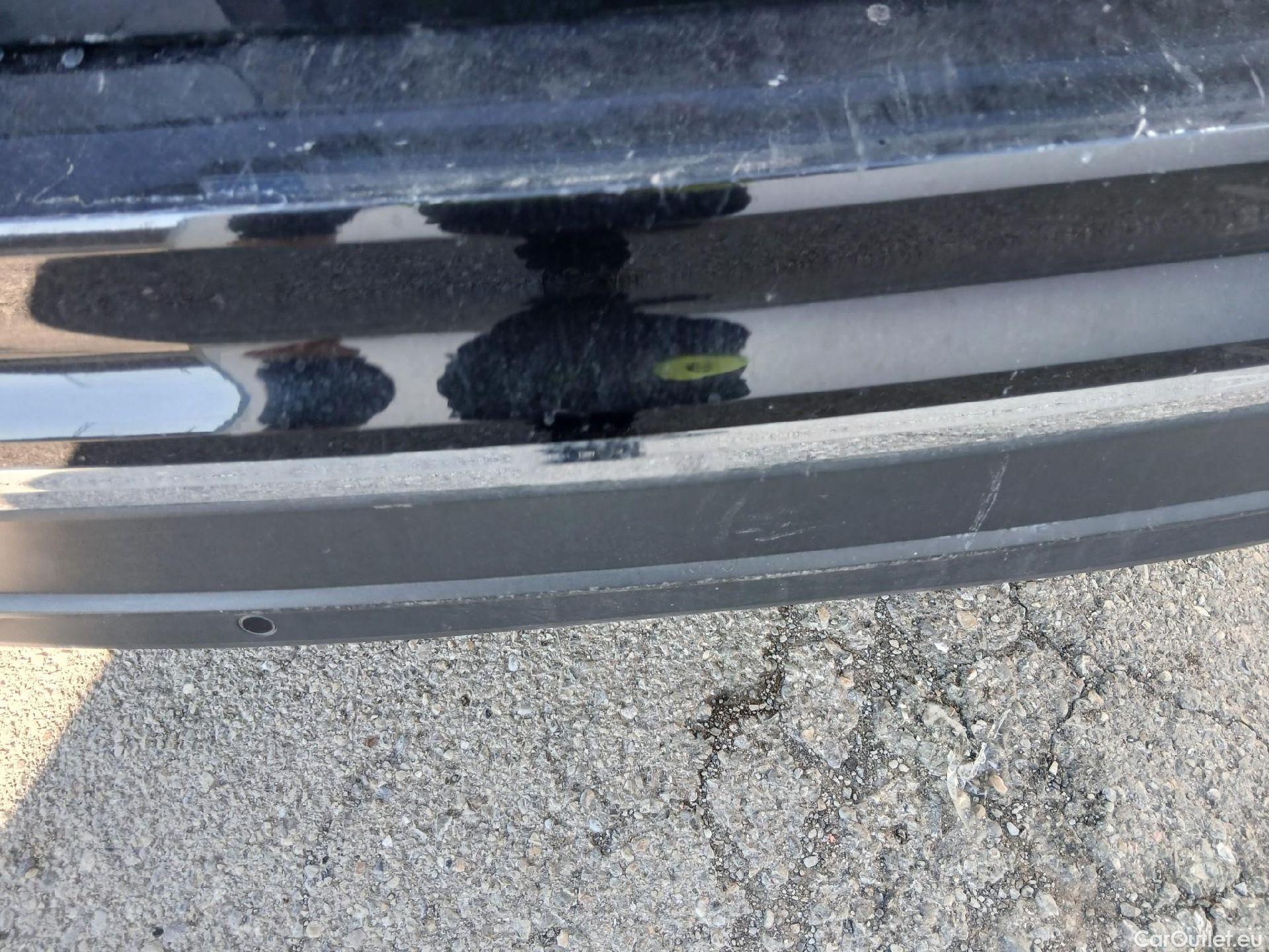  Volkswagen  Tiguan VOLKSWAGEN  / 2020 / 5P / todoterreno Life 2.0 TDI 110kW (150CV) #11