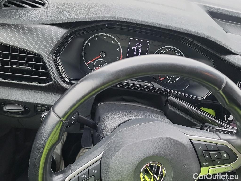  Volkswagen  T-CROSS VOLKSWAGEN  / 2018 / 5P / todoterreno Advance 1.0 TSI 85kW (115CV) DSG (AC) #9