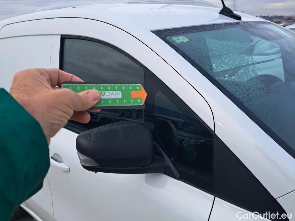  Mercedes  Citan MERCEDES-BENZ  / 2021 / 4P / furgón derivado de turismo 110 CDI 70kW Furgón Base Largo #18