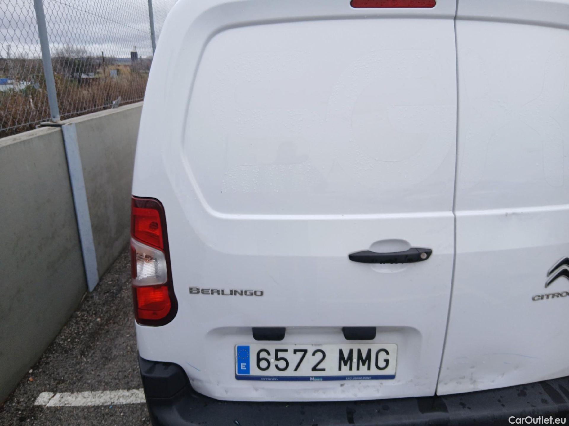  Citroen  Berlingo CITROEN  / 2018 / 4P / furgón derivado de turismo Talla M BlueHDi 100 #17