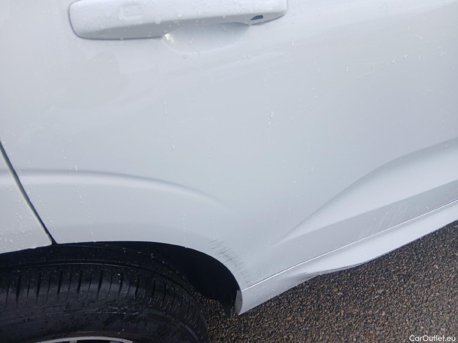  Volvo  XC60 VOLVO  / 2017 / 5P / todoterreno 2.0 B4 D R-Design Auto #12