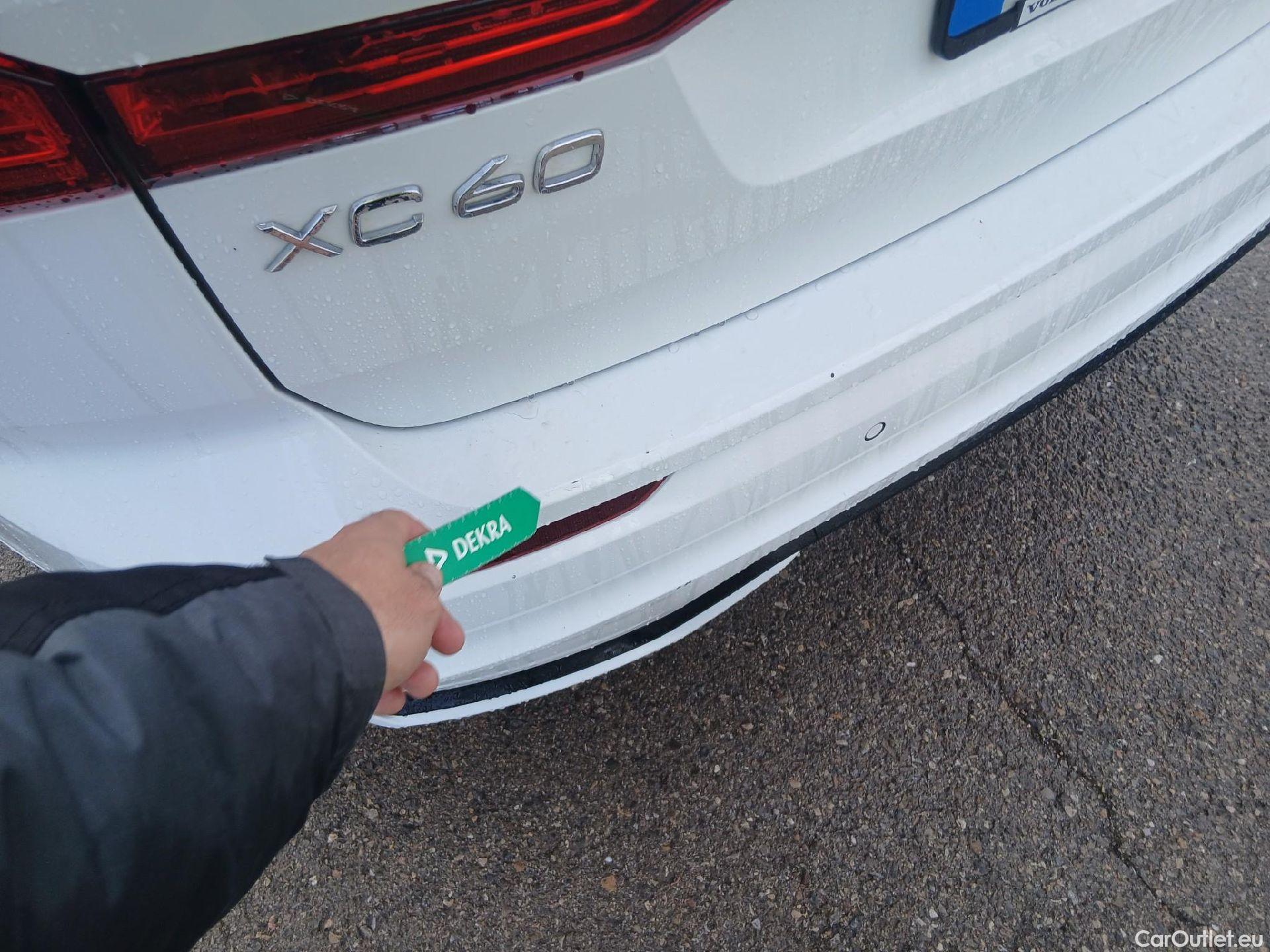  Volvo  XC60 VOLVO  / 2017 / 5P / todoterreno 2.0 B4 D R-Design Auto #6