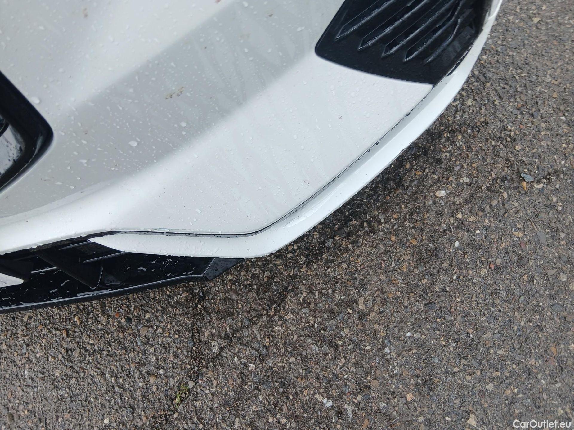  Volvo  XC60 VOLVO  / 2017 / 5P / todoterreno 2.0 B4 D R-Design Auto #1