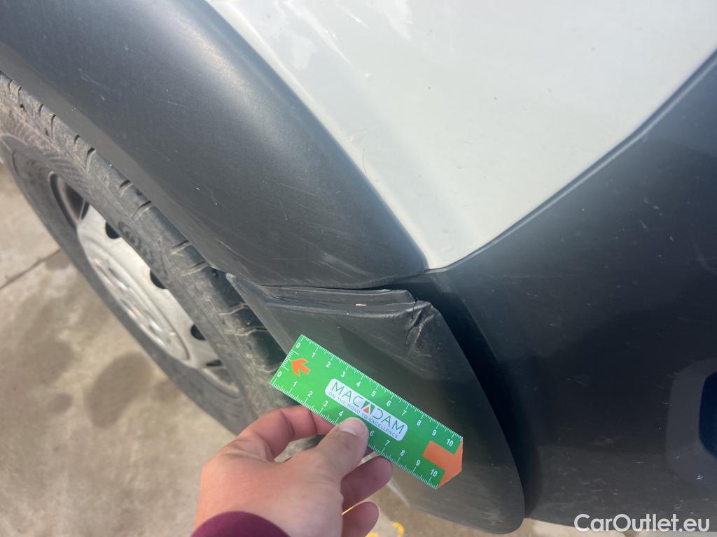  Citroen  Jumper CITROEN  / 2014 / 4P / chasis doble cabina BlueHDi 96KW(130) C.Dobl.Cab 35 Heavy L4 #34