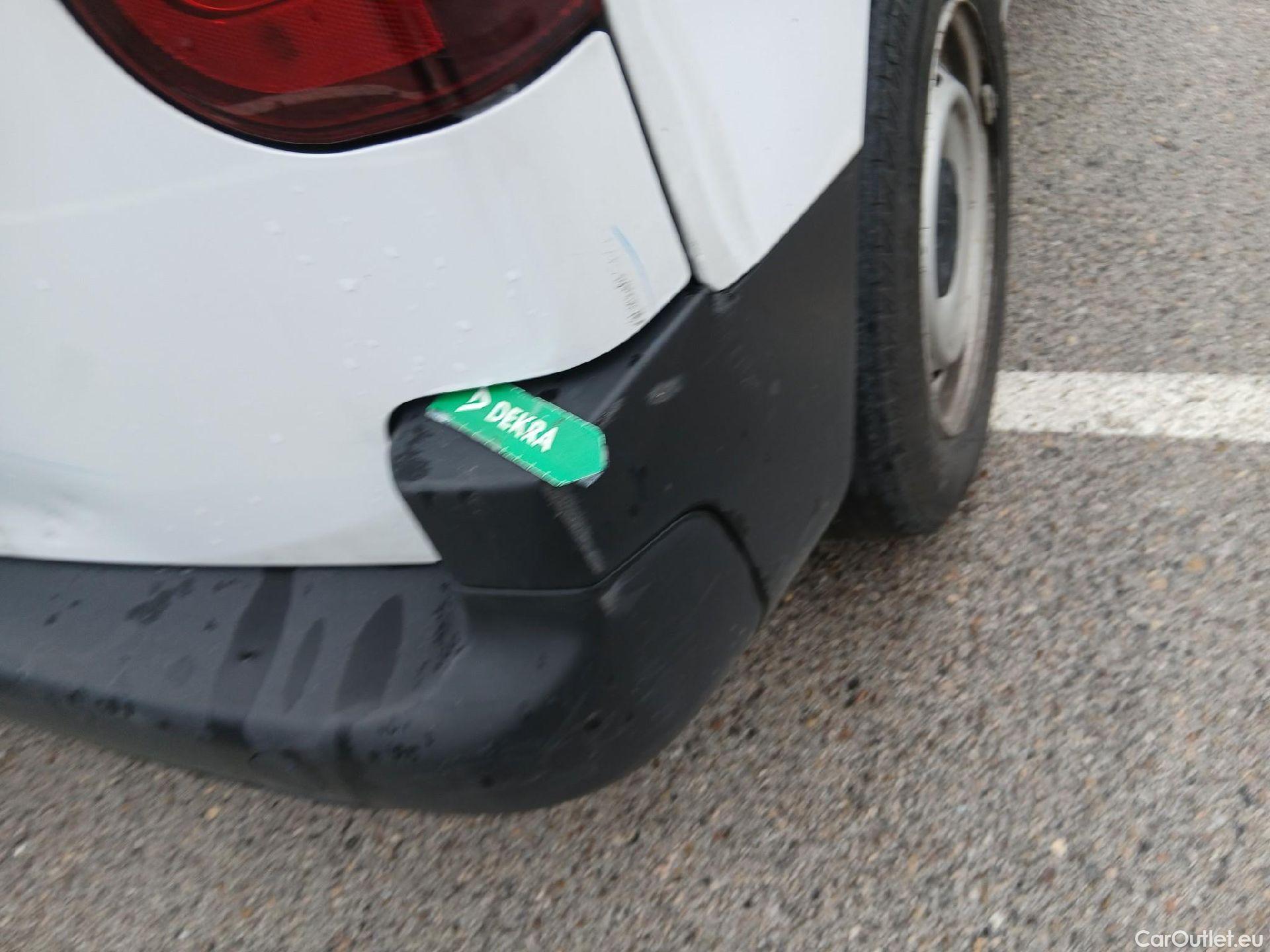  Citroen  Berlingo CITROEN  / 2018 / 4P / furgón derivado de turismo Talla M BlueHDi 100 #23