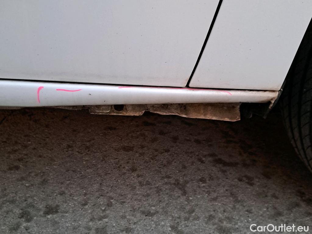  Peugeot  Partner PEUGEOT  / 2018 / 3P / furgón derivado de turismo Pro Standard 600kg BlueHDi 73kW (AC) #16