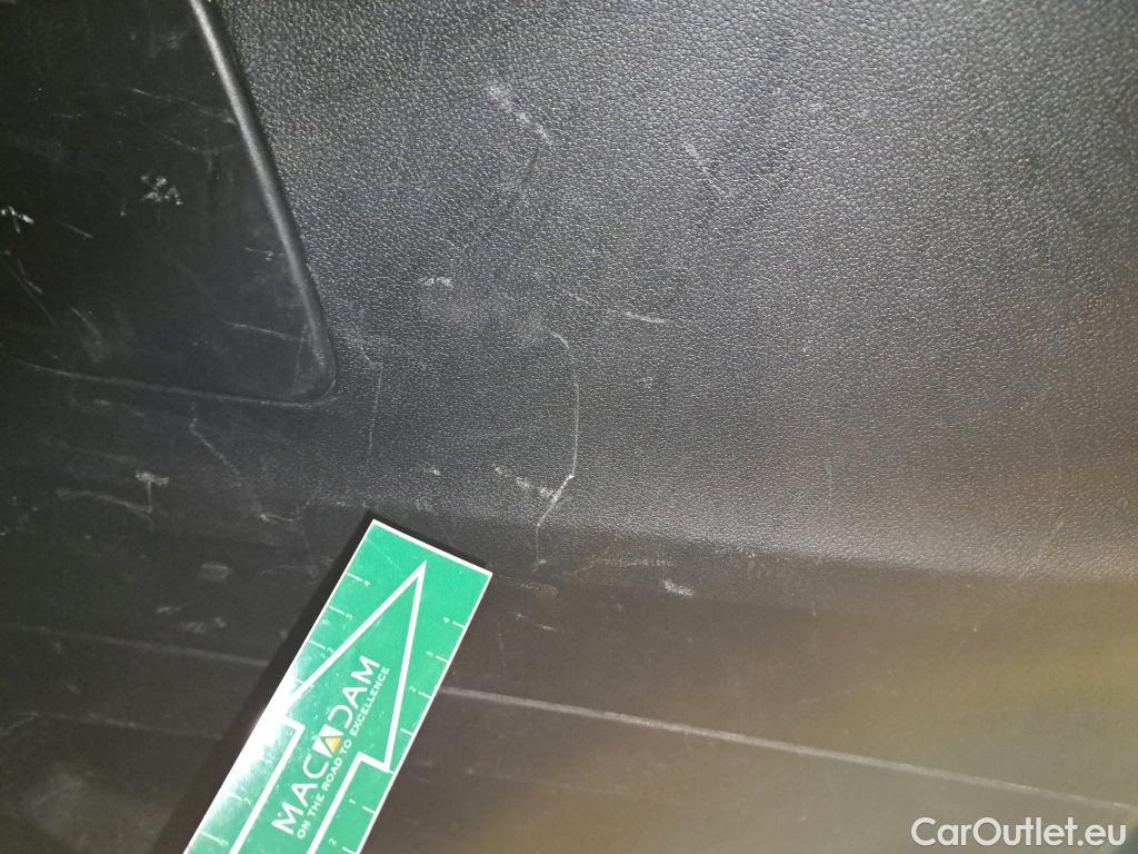  Peugeot  Partner PEUGEOT  / 2018 / 3P / furgón derivado de turismo Pro Standard 600kg BlueHDi 73kW (AC) #41