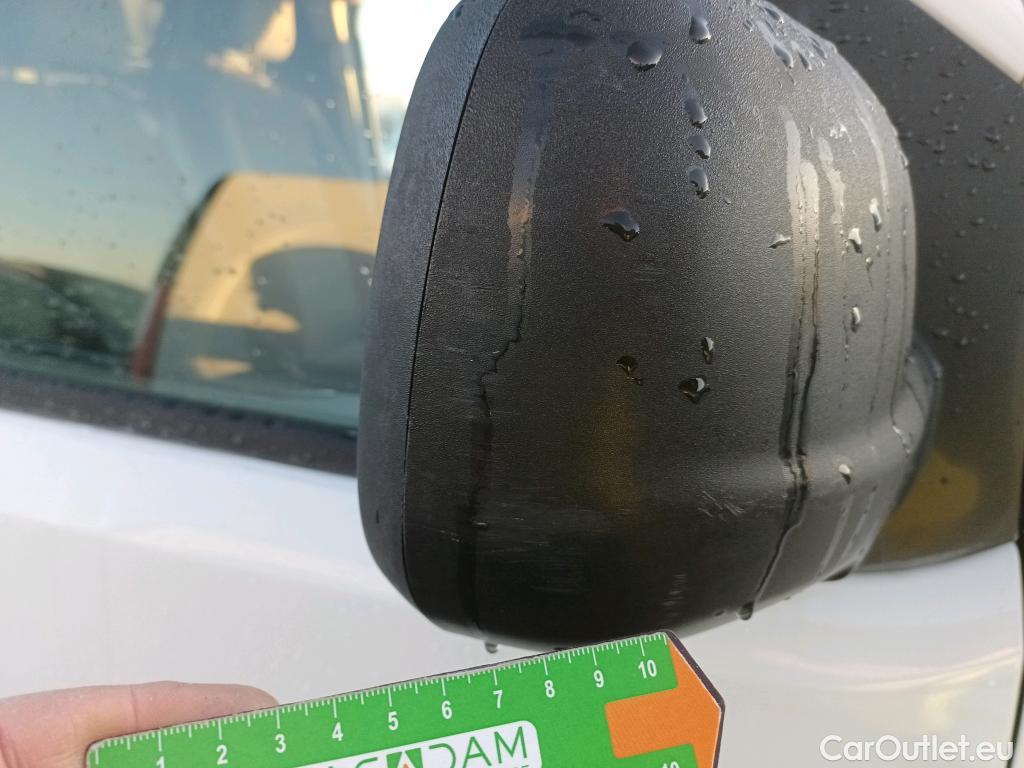  Peugeot  Expert PEUGEOT  / 2016 / 4P / furgón Furgón Premium 1.5 BlueHDi 120 Standard #25