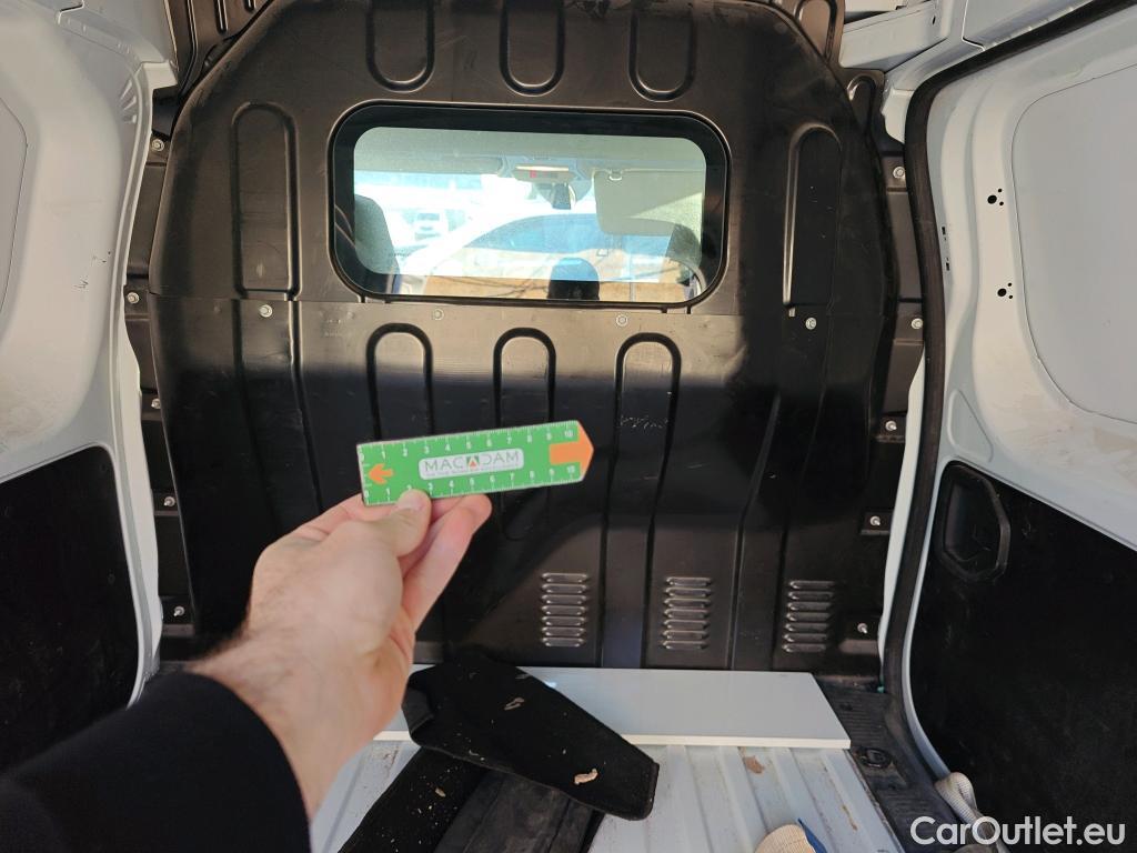  Renault  EXPRESS RENAULT  / 2021 / 4P / furgón derivado de turismo Confort 1.5 Blue dCi 70 kW (95 cv) #38