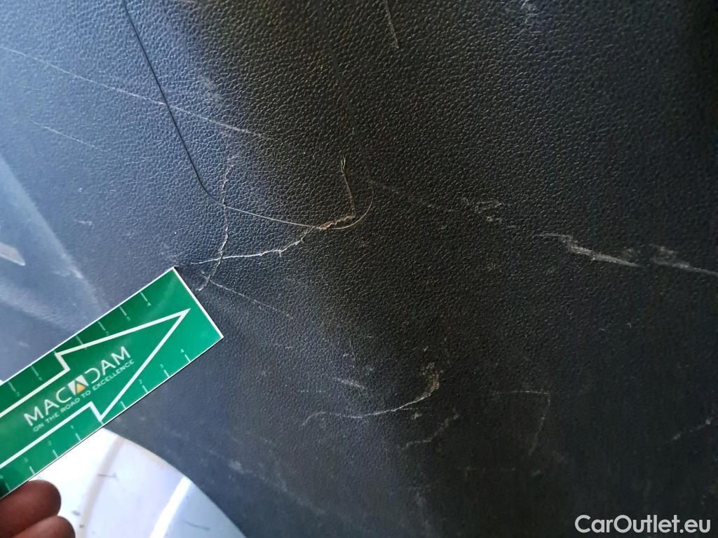  Peugeot  Partner PEUGEOT  / 2018 / 3P / furgón derivado de turismo Pro Standard 600kg BlueHDi 73kW (AC) #45