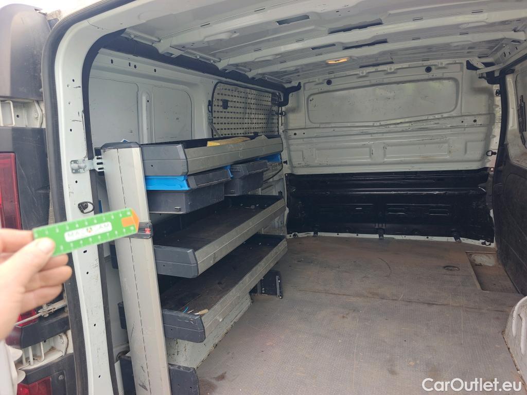  Renault  Trafic RENAULT  / 2019 / 4P / furgón Furgón 27 L1H1 Energy Blue dCi 70 kW- SS #8