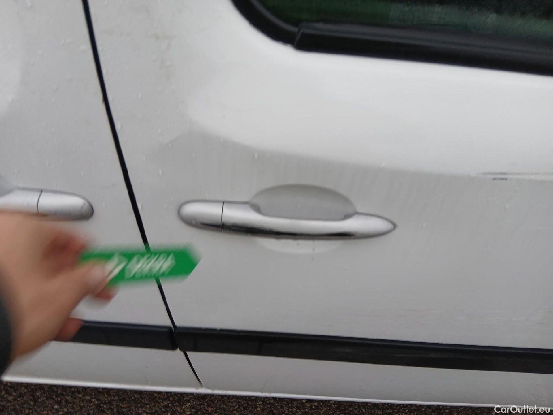  Renault  Kangoo RENAULT  COMBI VU 5p 2G combi Expression N1 Energy dCi 110 #42