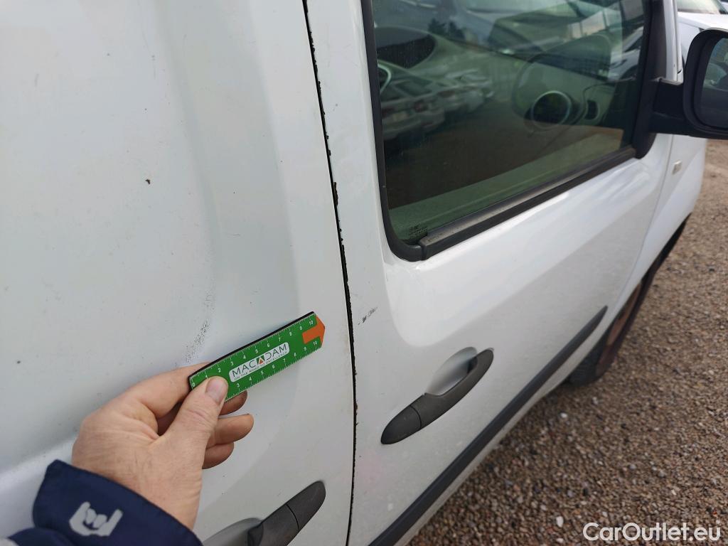  Renault  Kangoo RENAULT  FURGÓN VU 3p 2G furgón deriv Profesional 2014 dCi 90 Gen5 #48