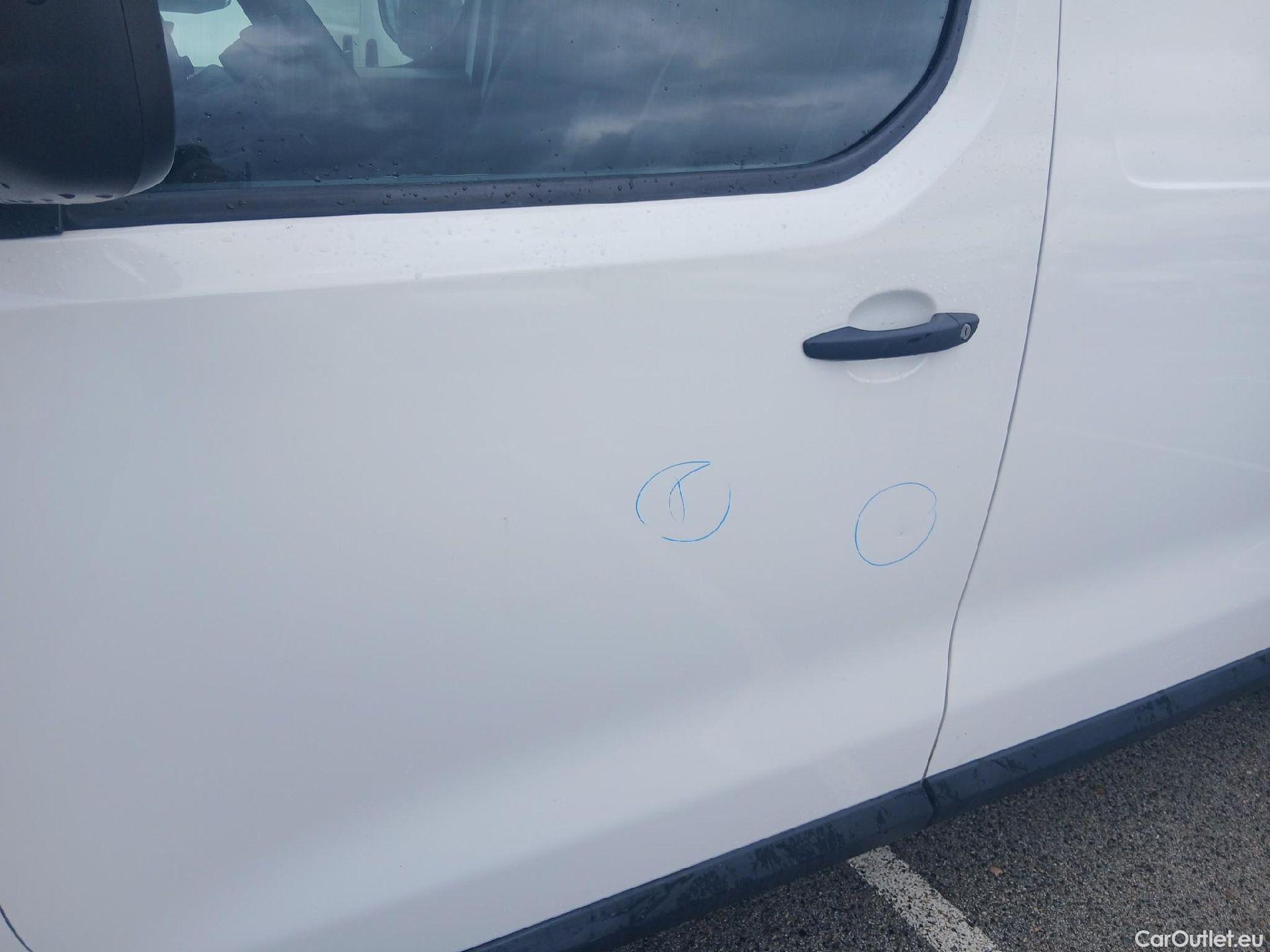  Peugeot  Expert PEUGEOT  / 2016 / 4P / furgón Furgón Premium 1.5 BlueHDi 100 Standard (AC) #22