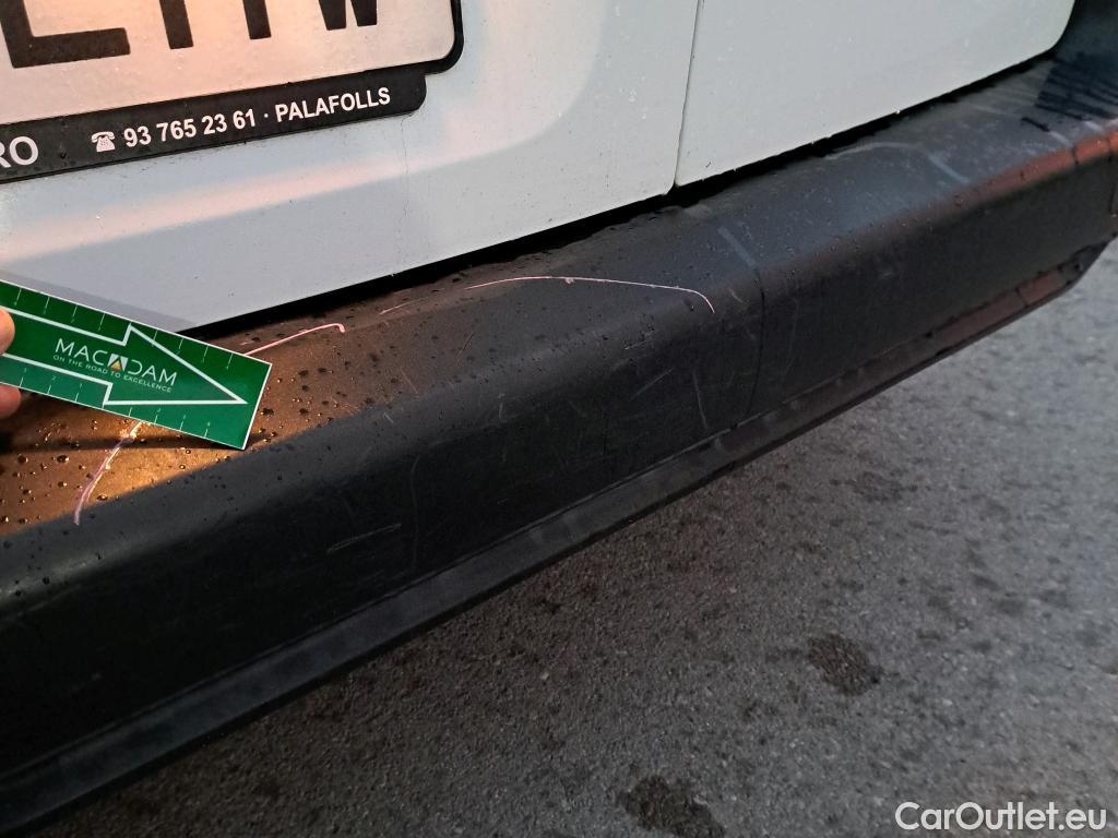  Peugeot  Partner PEUGEOT  / 2018 / 3P / furgón derivado de turismo Pro Standard 600kg BlueHDi 73kW (AC) #23