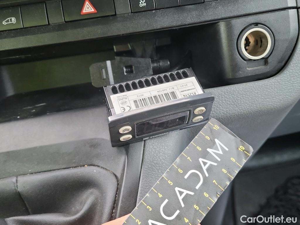  Opel  Vivaro OPEL  / 2019 / 4P / furgón 1.5 Diésel 74kW (100CV) M Std Express #14