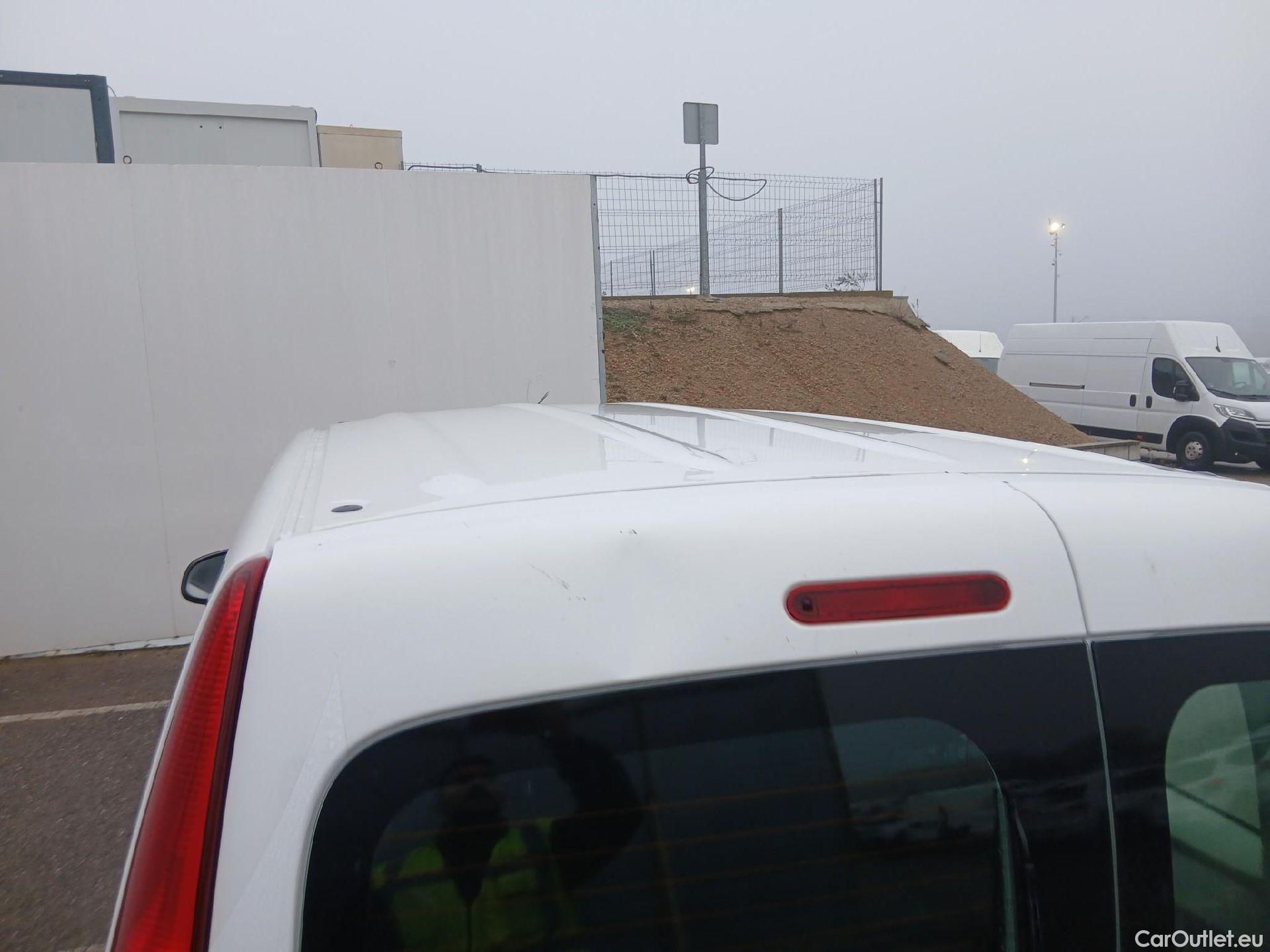  Renault  Kangoo RENAULT  COMBI VU 5p 2G combi Expression N1 Energy dCi 110 #27