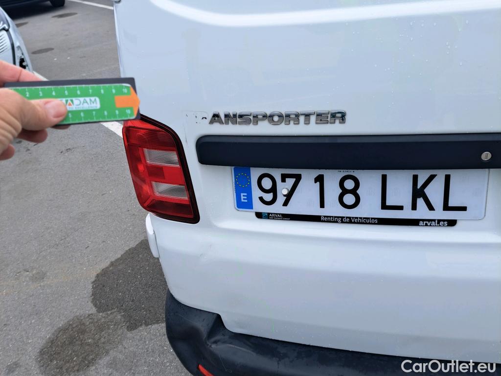  Volkswagen  Transporter VOLKSWAGEN  / 2015 / 4P / furgón Furgón Corto TN 2.0 TDI 75kW (102CV) BMT #44