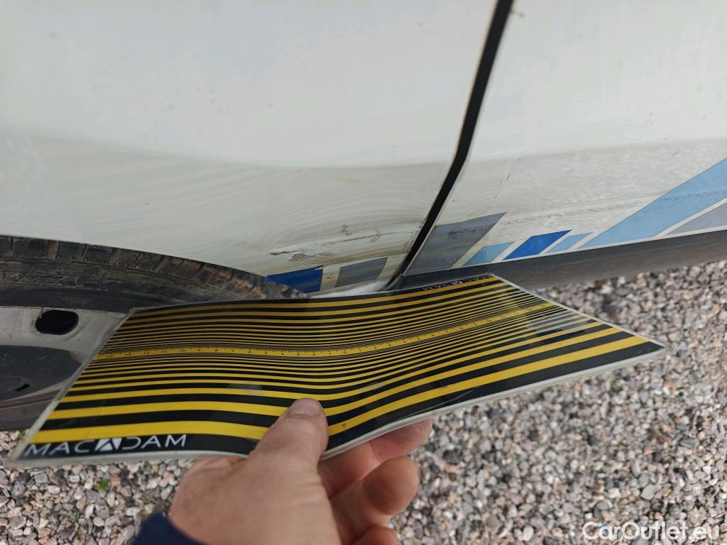  Renault  Trafic RENAULT  / 2019 / 4P / furgón Furgón 27 L1H1 Energy Blue dCi 70 kW- SS #2