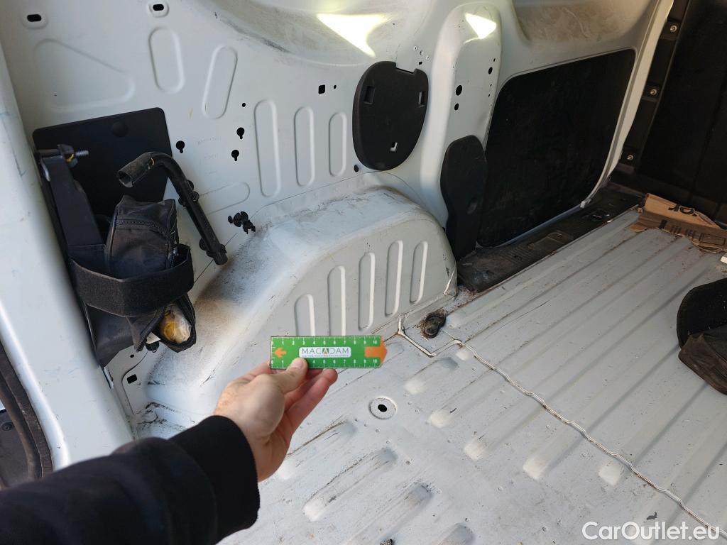  Renault  EXPRESS RENAULT  / 2021 / 4P / furgón derivado de turismo Confort 1.5 Blue dCi 70 kW (95 cv) #23