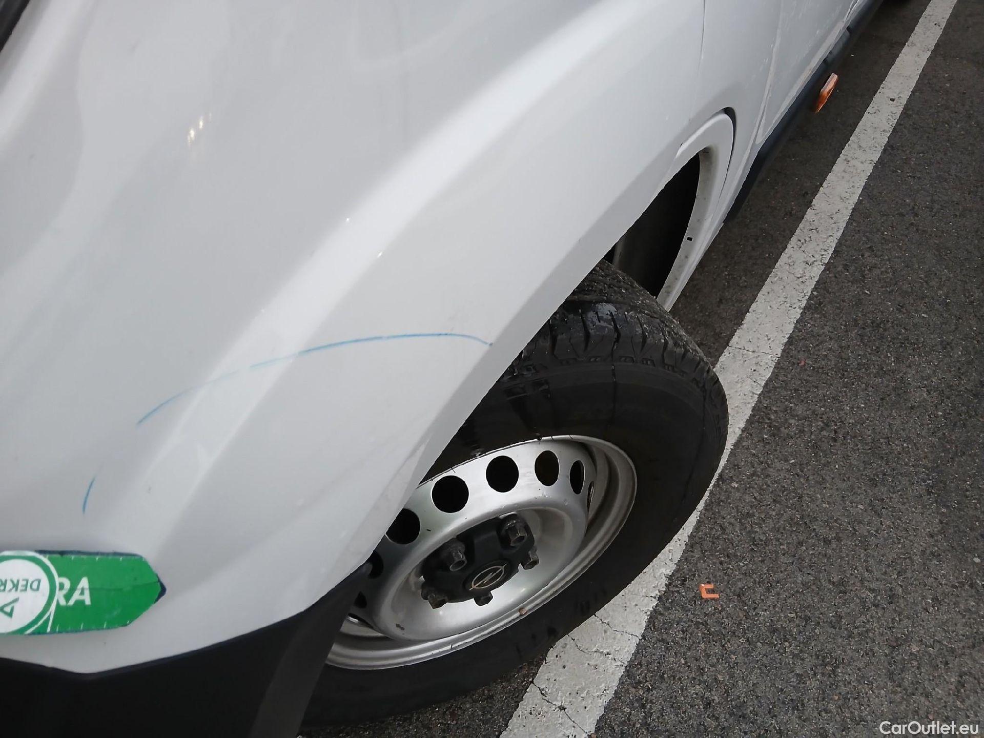  Opel  Movano OPEL  / 2023 / 4P / furgón Furgón 3.5T Heavy L4H3 2.2BlueHDi 140 MT #9