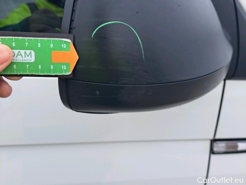  Volkswagen  Transporter VOLKSWAGEN  / 2015 / 4P / furgón Furgón Corto TN 2.0 TDI 75kW (102CV) BMT #51