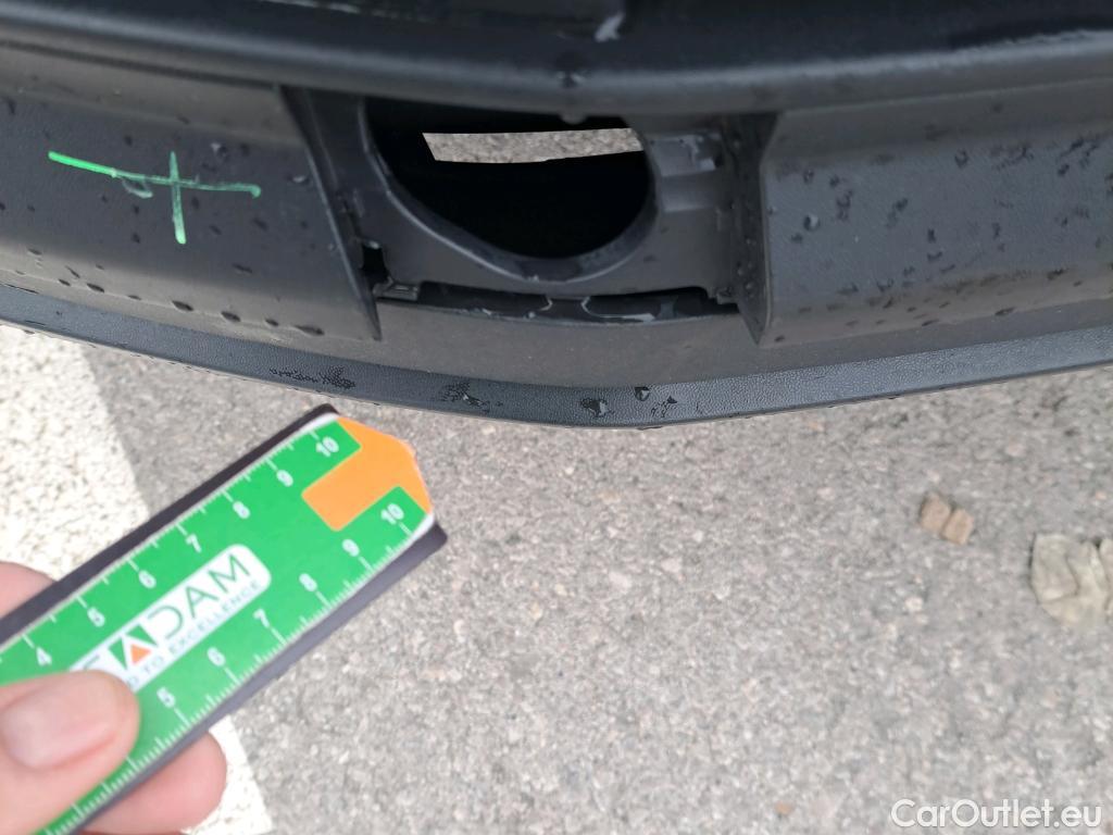  Volkswagen  Transporter VOLKSWAGEN  / 2015 / 4P / furgón Furgón Corto TN 2.0 TDI 75kW (102CV) BMT #39