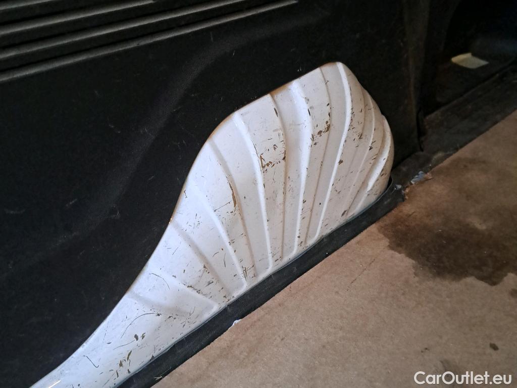  Peugeot  Partner PEUGEOT  / 2018 / 3P / furgón derivado de turismo Pro Standard 600kg BlueHDi 73kW (AC) #5